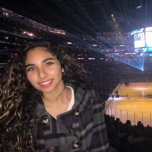 Meet your Posher, Kelsey